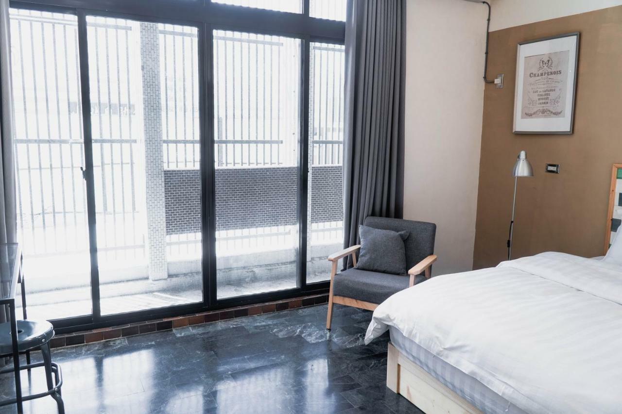 Lai Jia Hotel Tainan Buitenkant foto